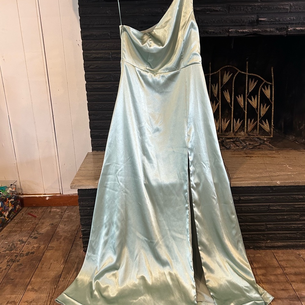Birdy Grey Satin One-Shoulder Gown